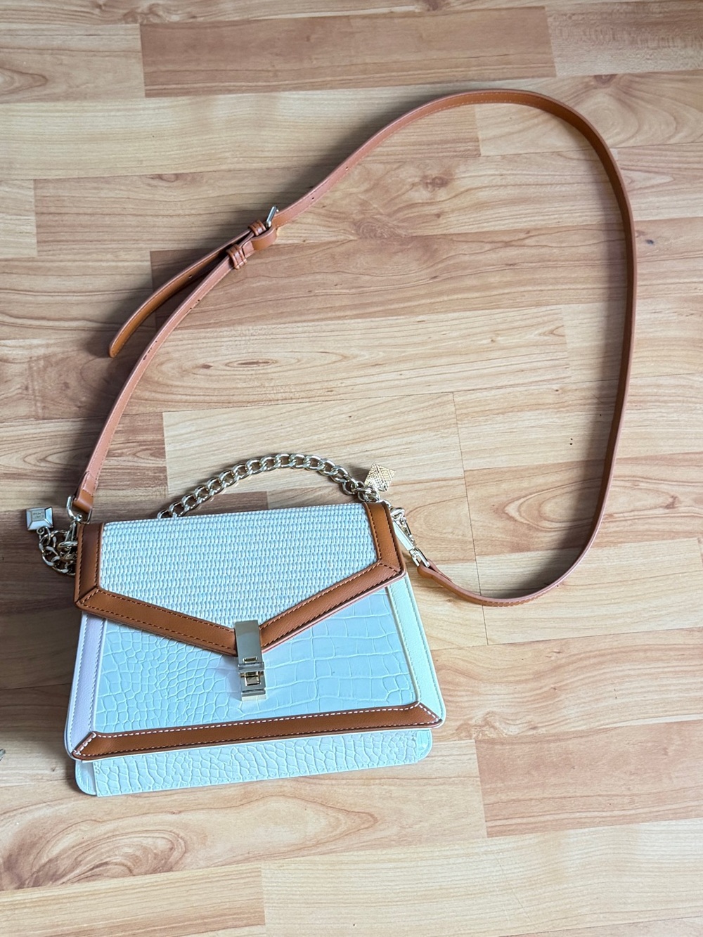 Women's White and Tan Crossbody Shoulder Bag